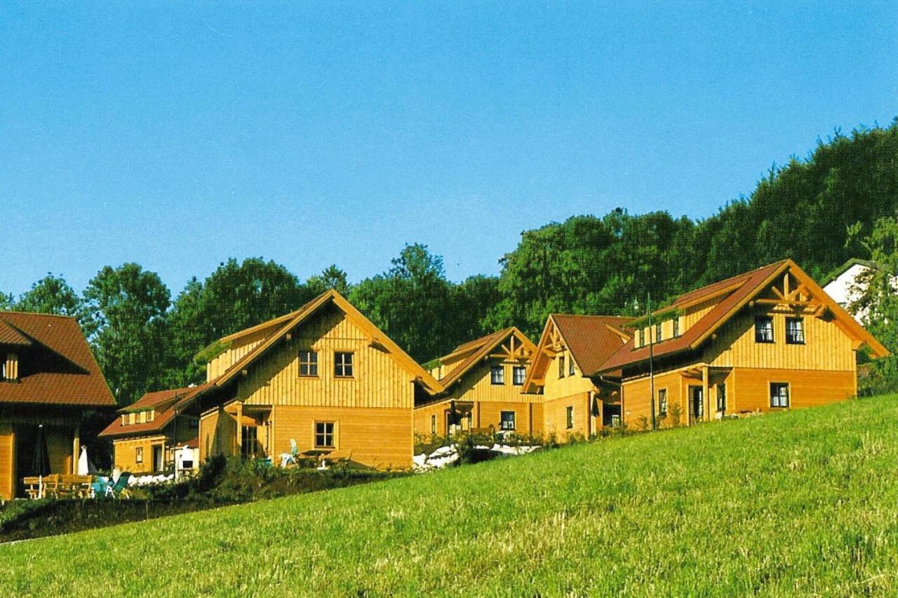 Holiday Village, Schlierbach Exteriör bild
